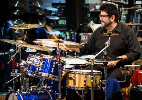 Oportunidade única dos alagoanos conferirem apresentação de Kiko Freitas, brasileiro eleito como o melhor baterista do mundo por organização musical